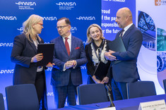 Sygnatariusze umowy,