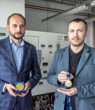 Innowacyjny turboalternator lotniczy