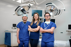 Od lewej: dr Tadeusz Ossoliński, dr Krzysztof Ossoliński, dr Anna Ossolińska, 